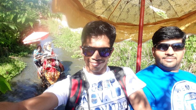 damnoen-saduak-floating-market-elephant-large