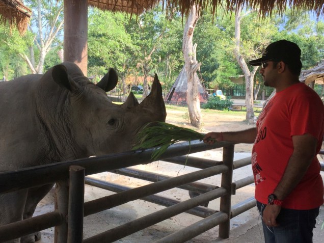 khao-kheow-open-safari-park-large