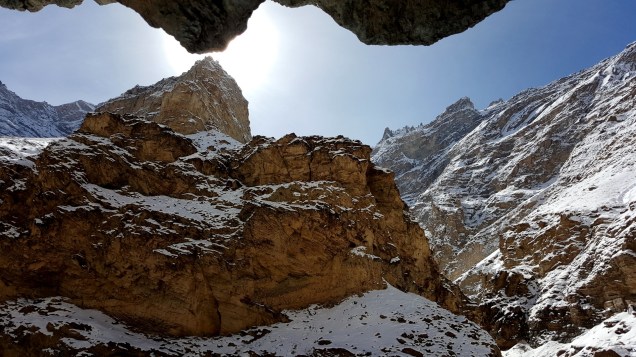 Chadar-Trek-Zanskar-Cave