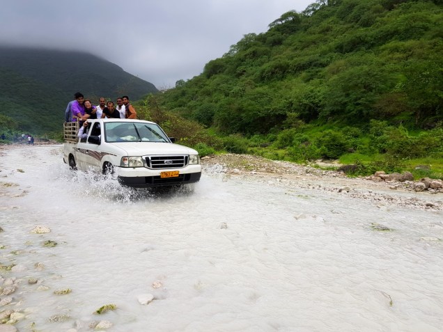 26-Salalah-Ayn-Khor-Waterfall